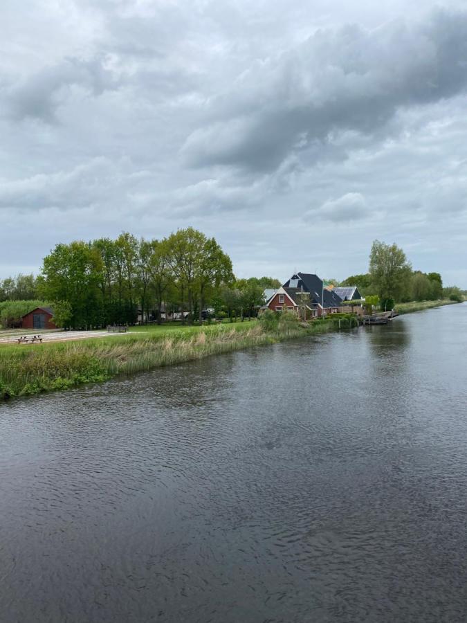 Blokhut De Westereen De Falom Exterior foto